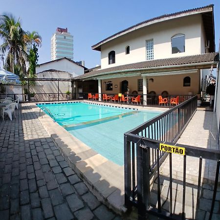 Pousada Parque Suites Estacionamento E Piscina 과루자 외부 사진