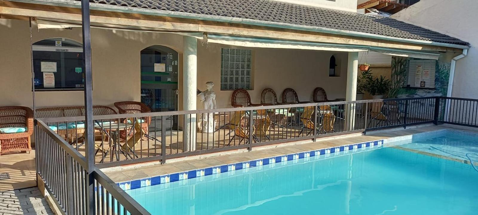 Pousada Parque Suites Estacionamento E Piscina 과루자 외부 사진