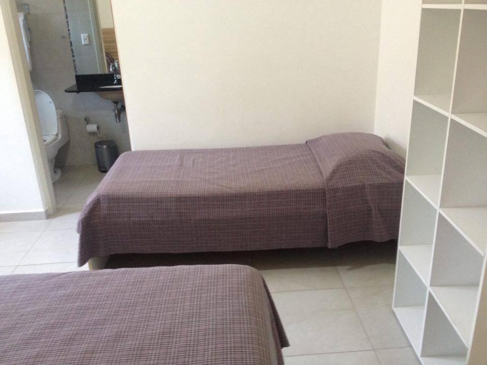Pousada Parque Suites Estacionamento E Piscina 과루자 객실 사진